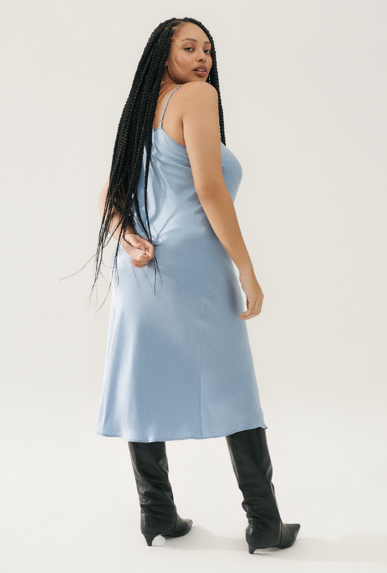 Robe nuisette années 90 bleu ciel