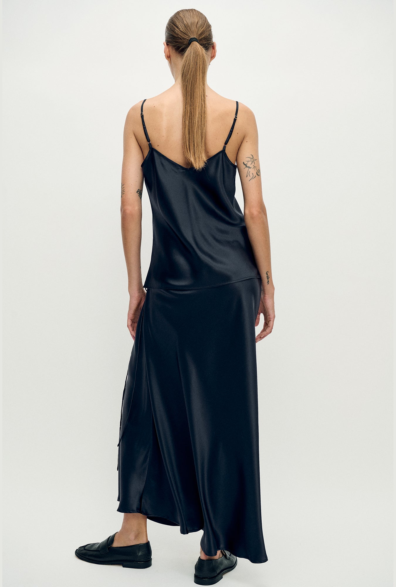 Jupe longue coupe biais noire