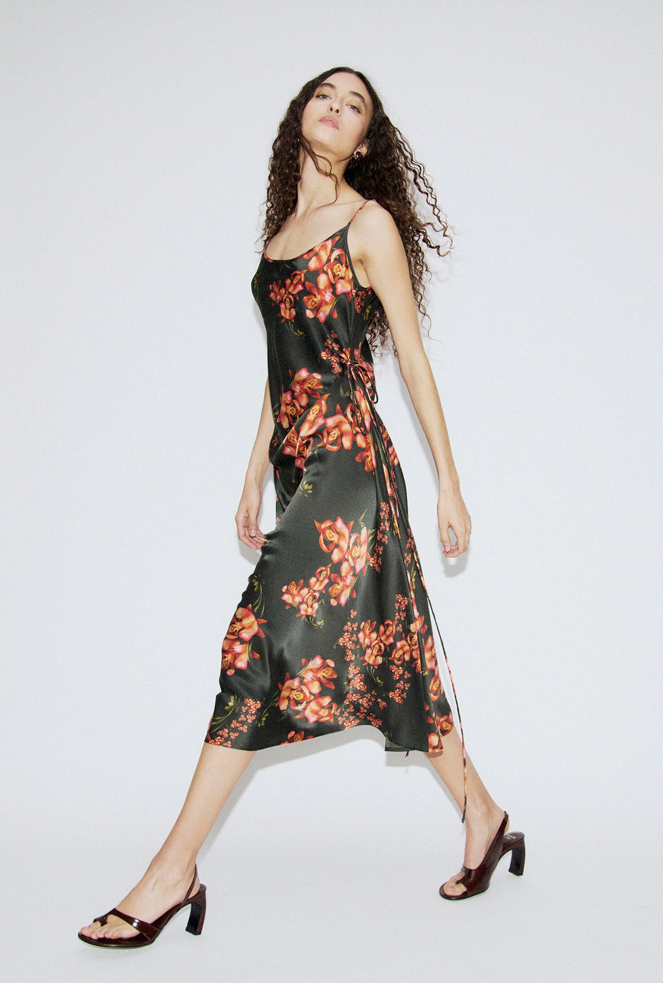 1996 Robe Femme Dansante