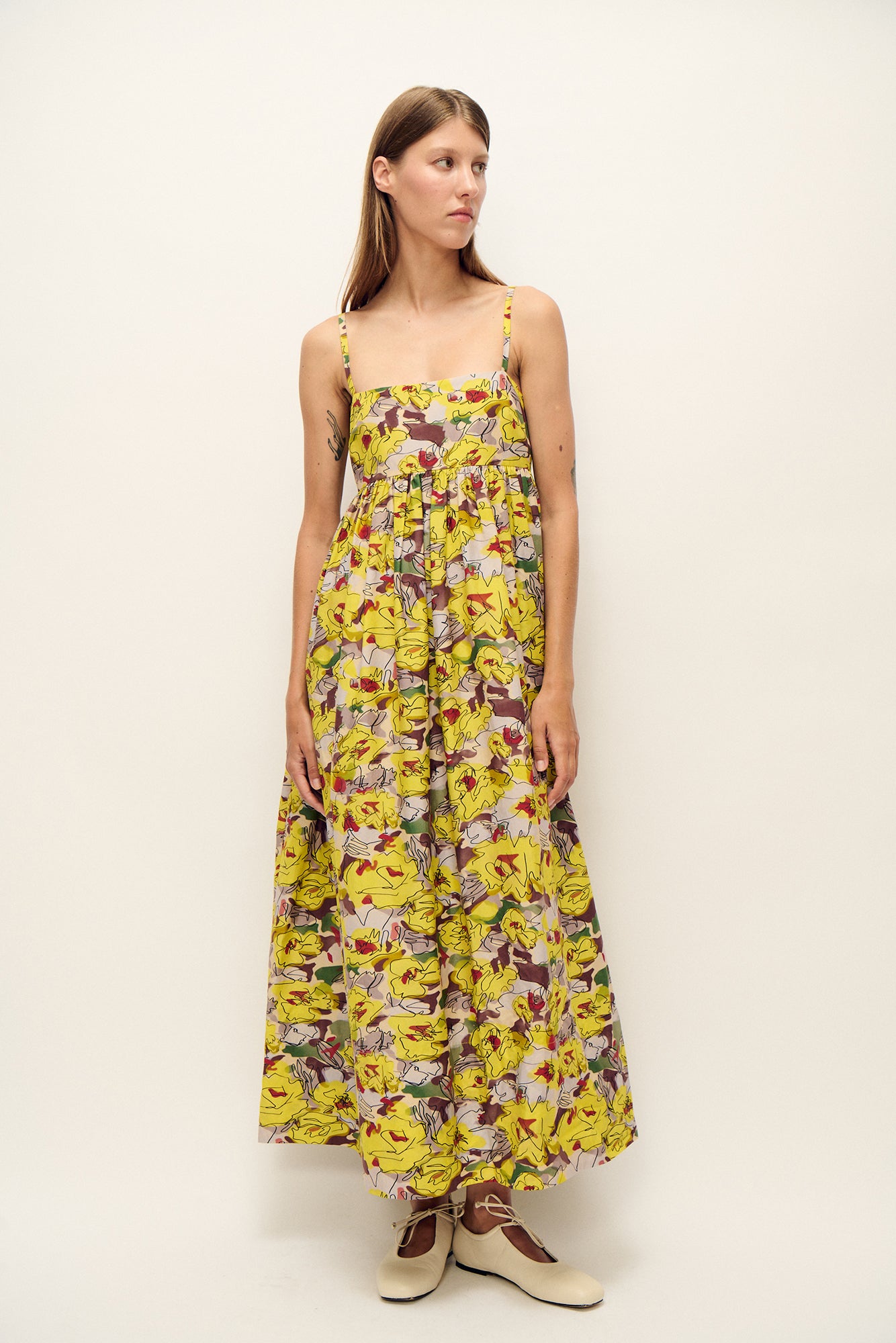 Robe tulipe en coton et soie à imprimé floral tournesol