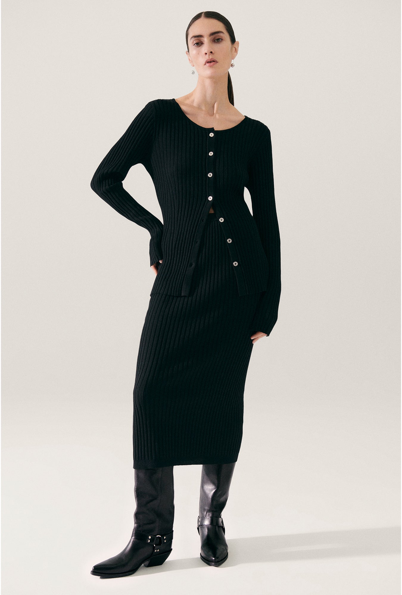 Ribbed Straight Skirt Black