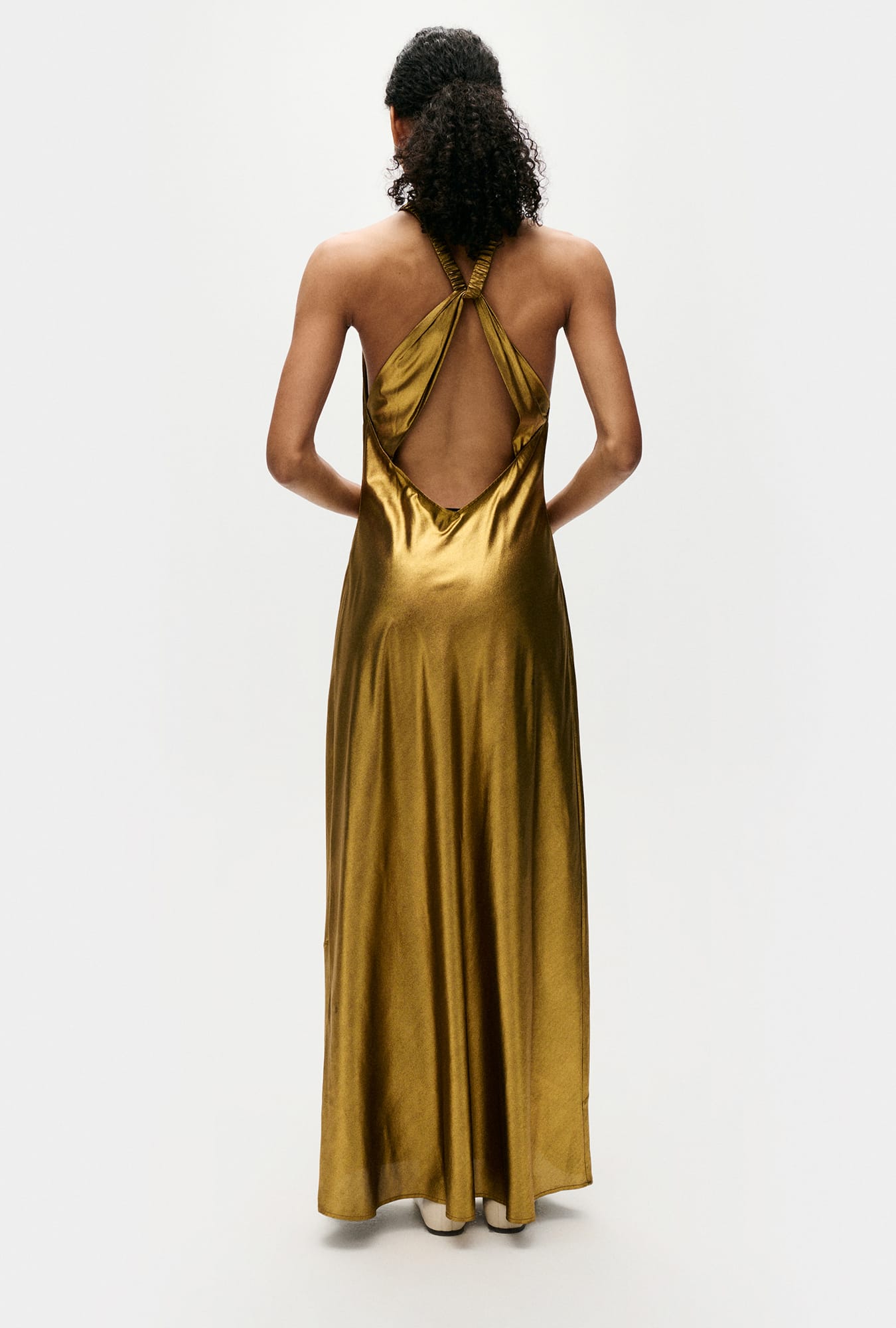 Robe asymétrique dorée