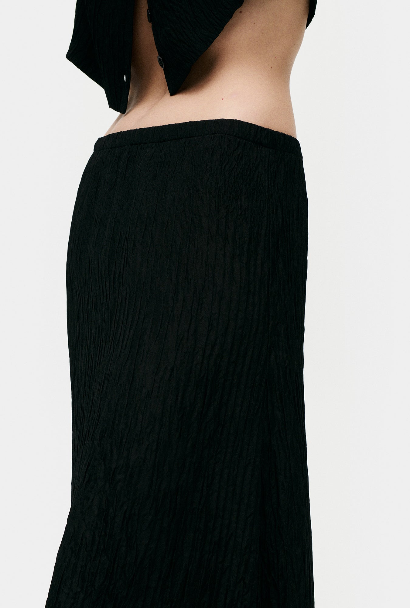 Crinkle Long Bias Cut Skirt Black