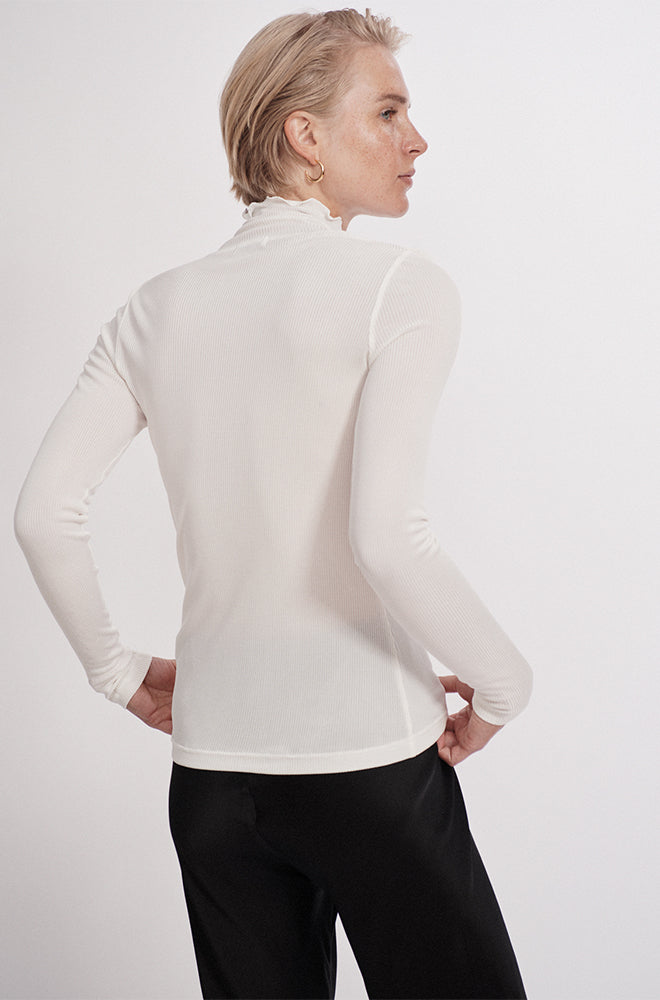 Ribbed Turtleneck White