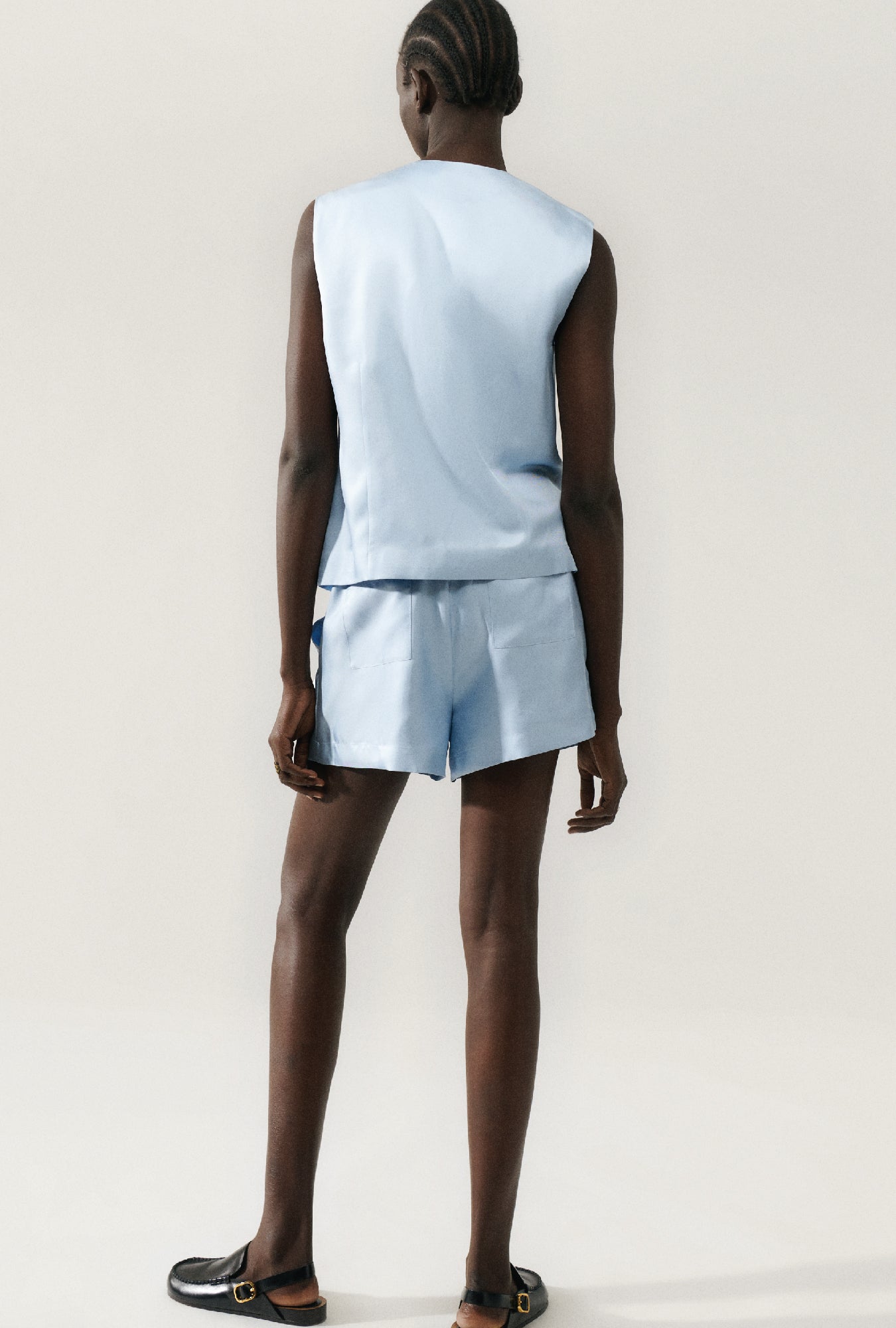 Short ample en twill de couleur ciel