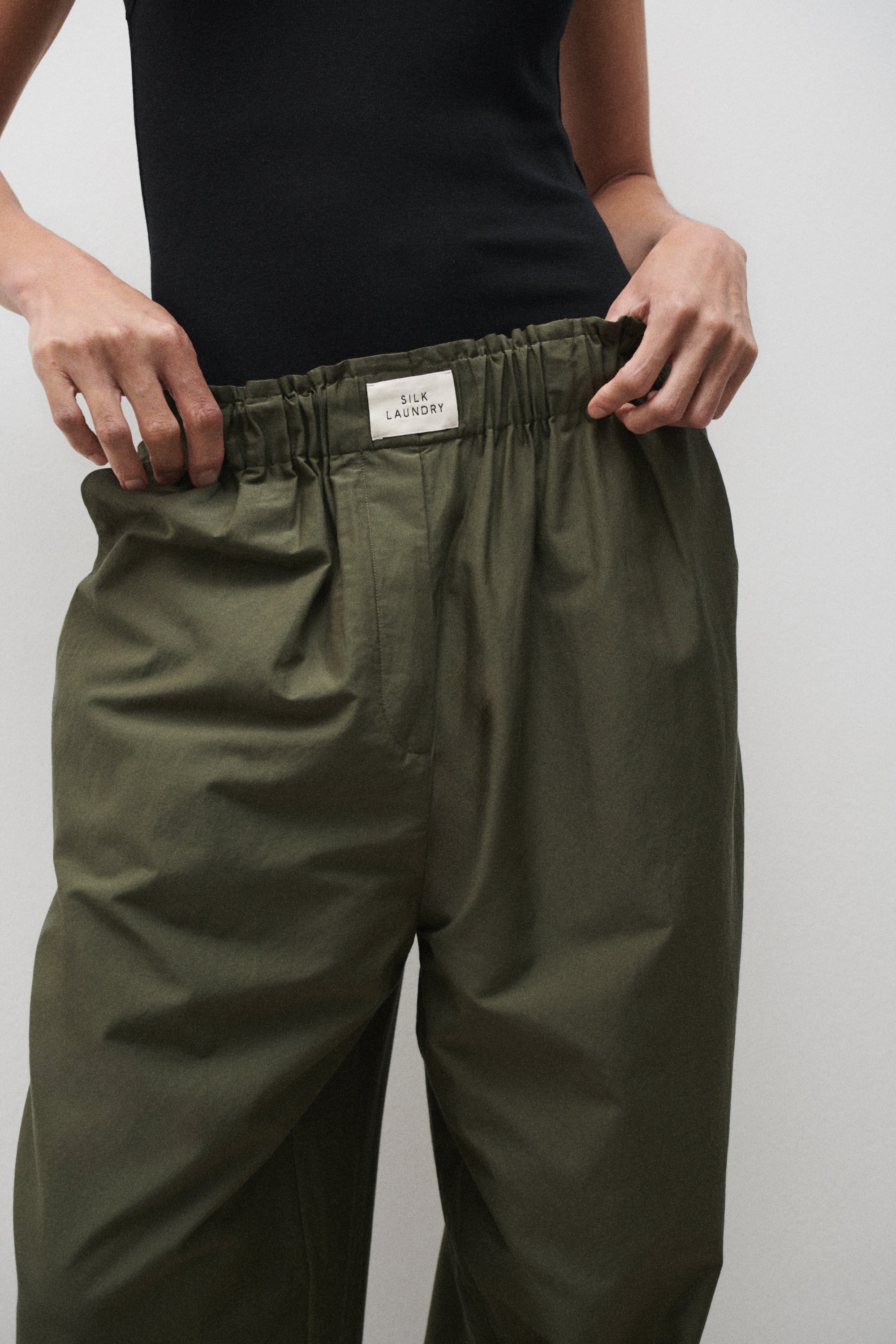 Pantalon Paper Bag en soie de coton couleur pin