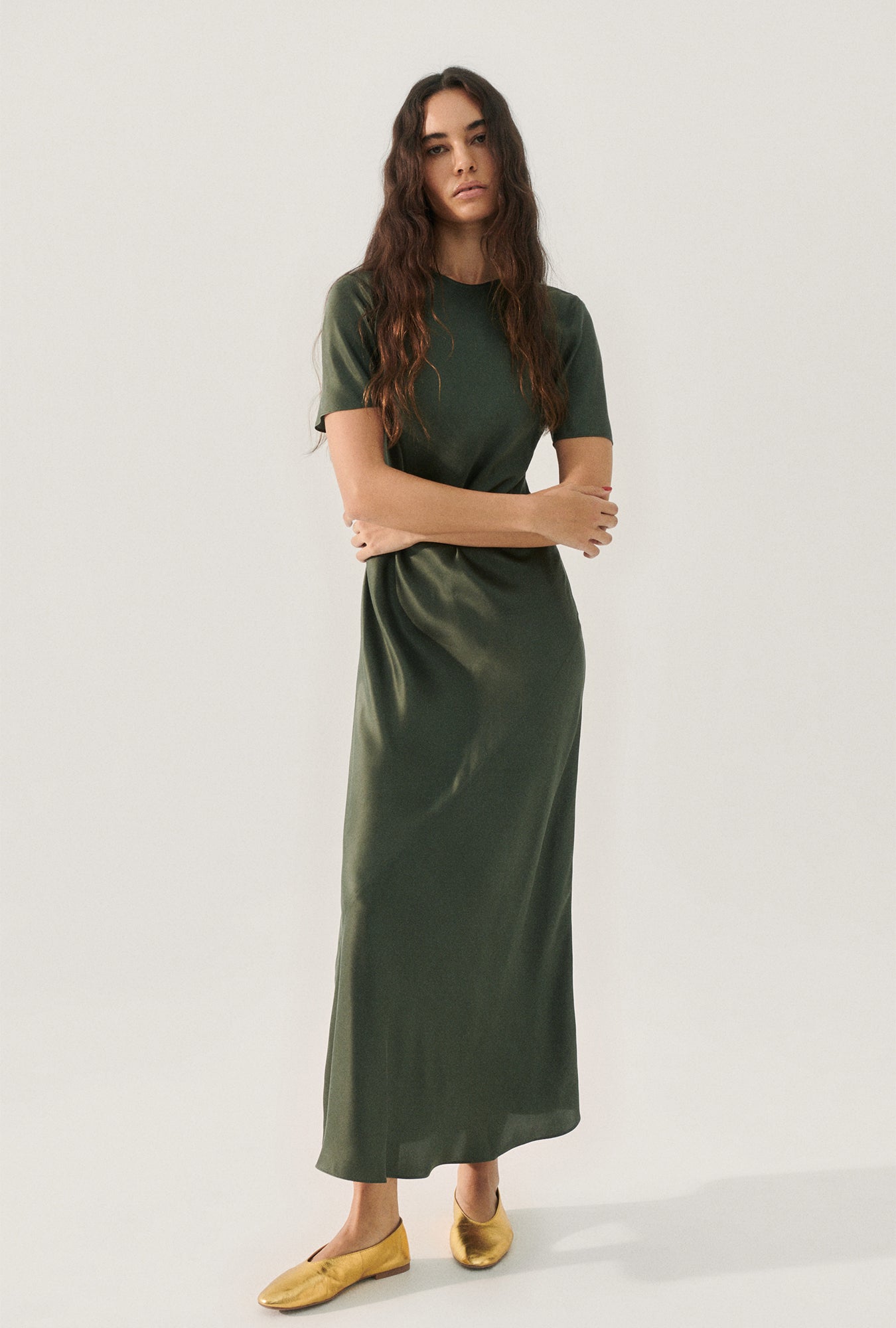 Robe biaisée à manches courtes coloris Thym