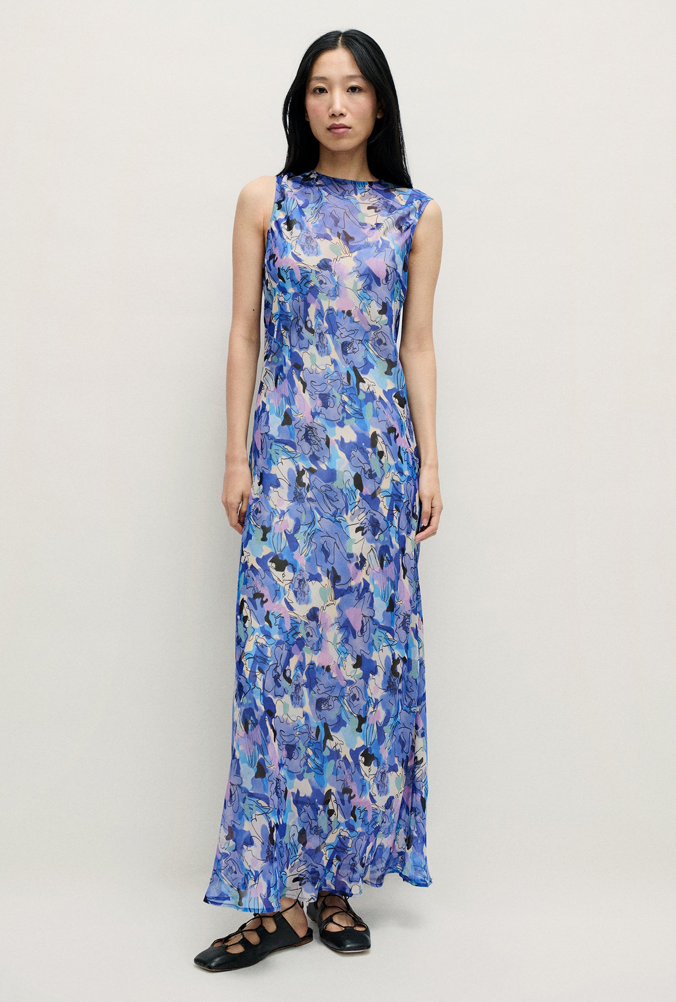 Robe Rasa en mousseline fleurie bleuet