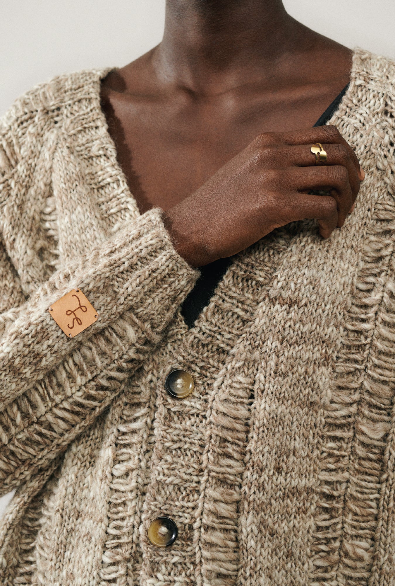 Le cardigan Big G marron naturel