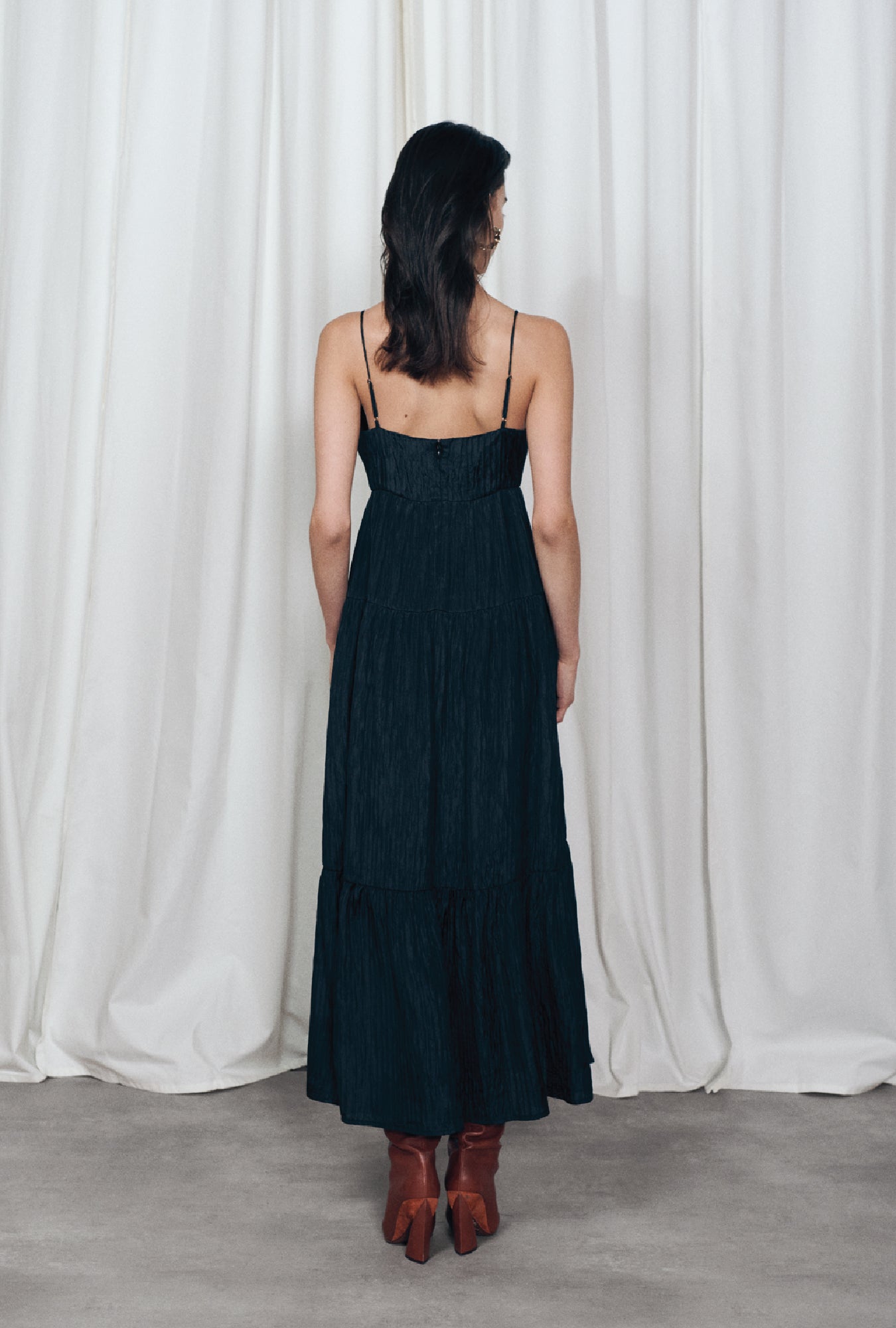 Crinkle Bounce Dress Black