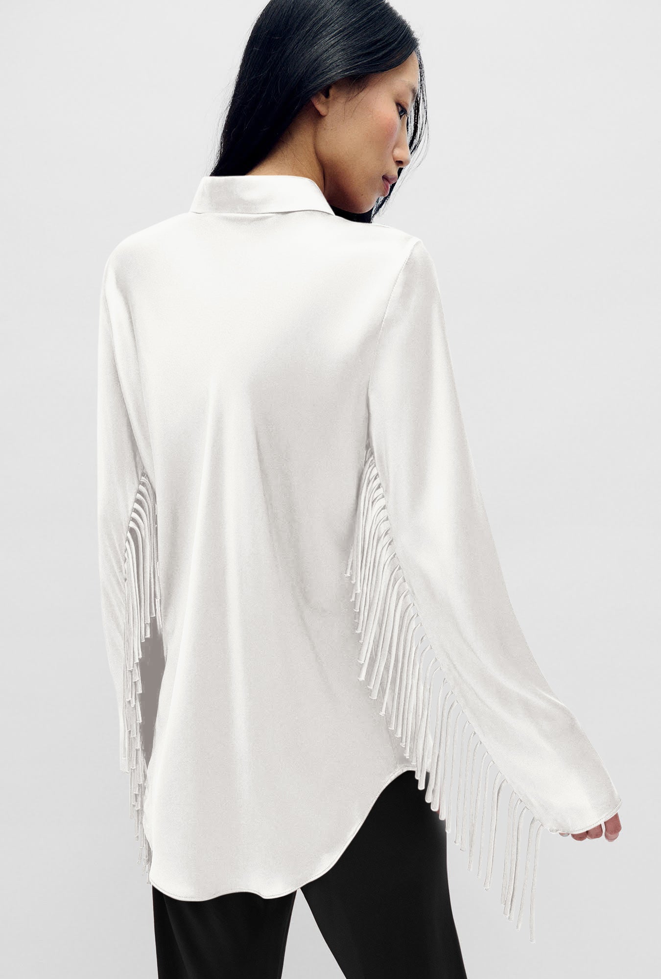 Chemise Blanche Coupe Asymétrique à Franges