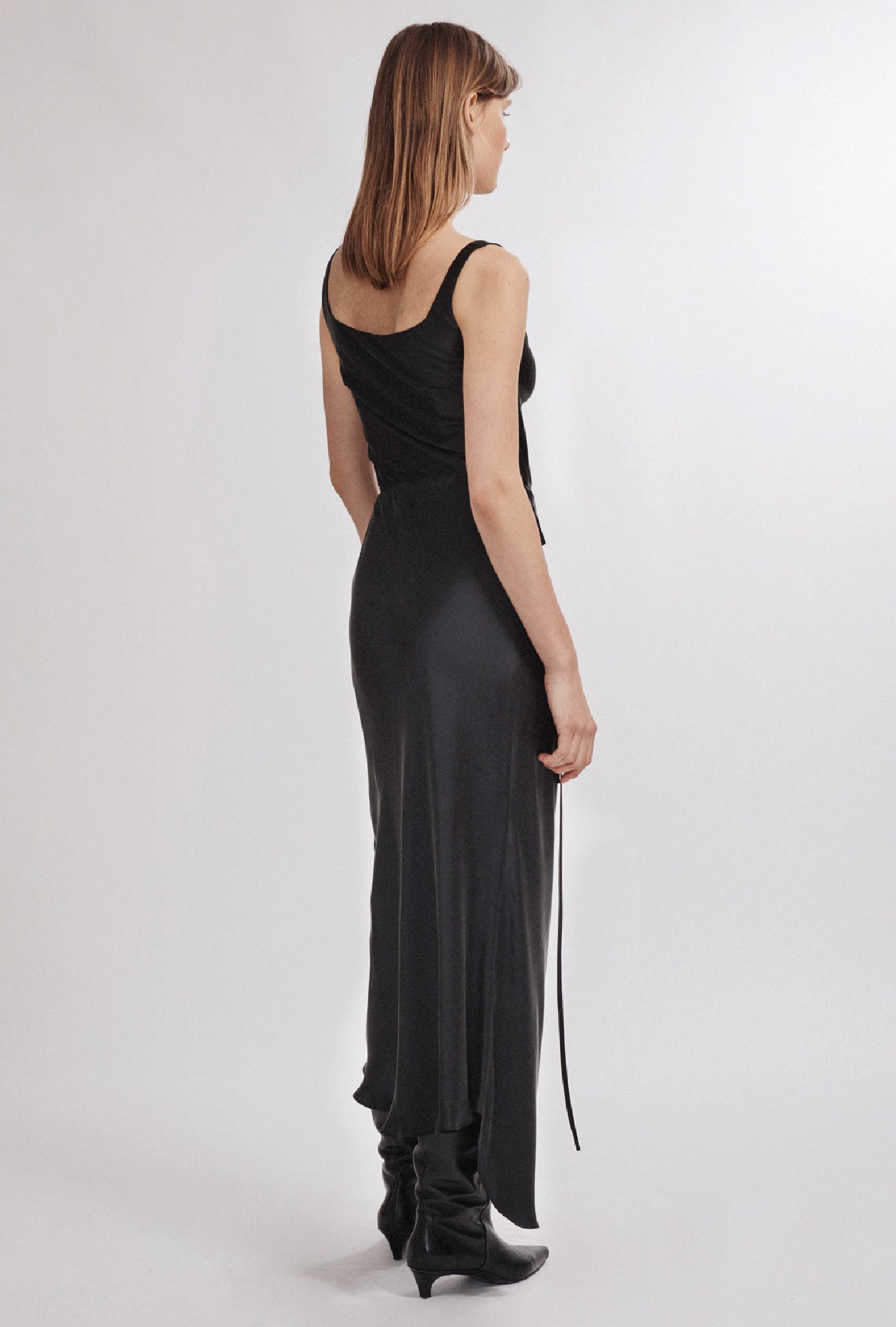 Jupe asymétrique noire