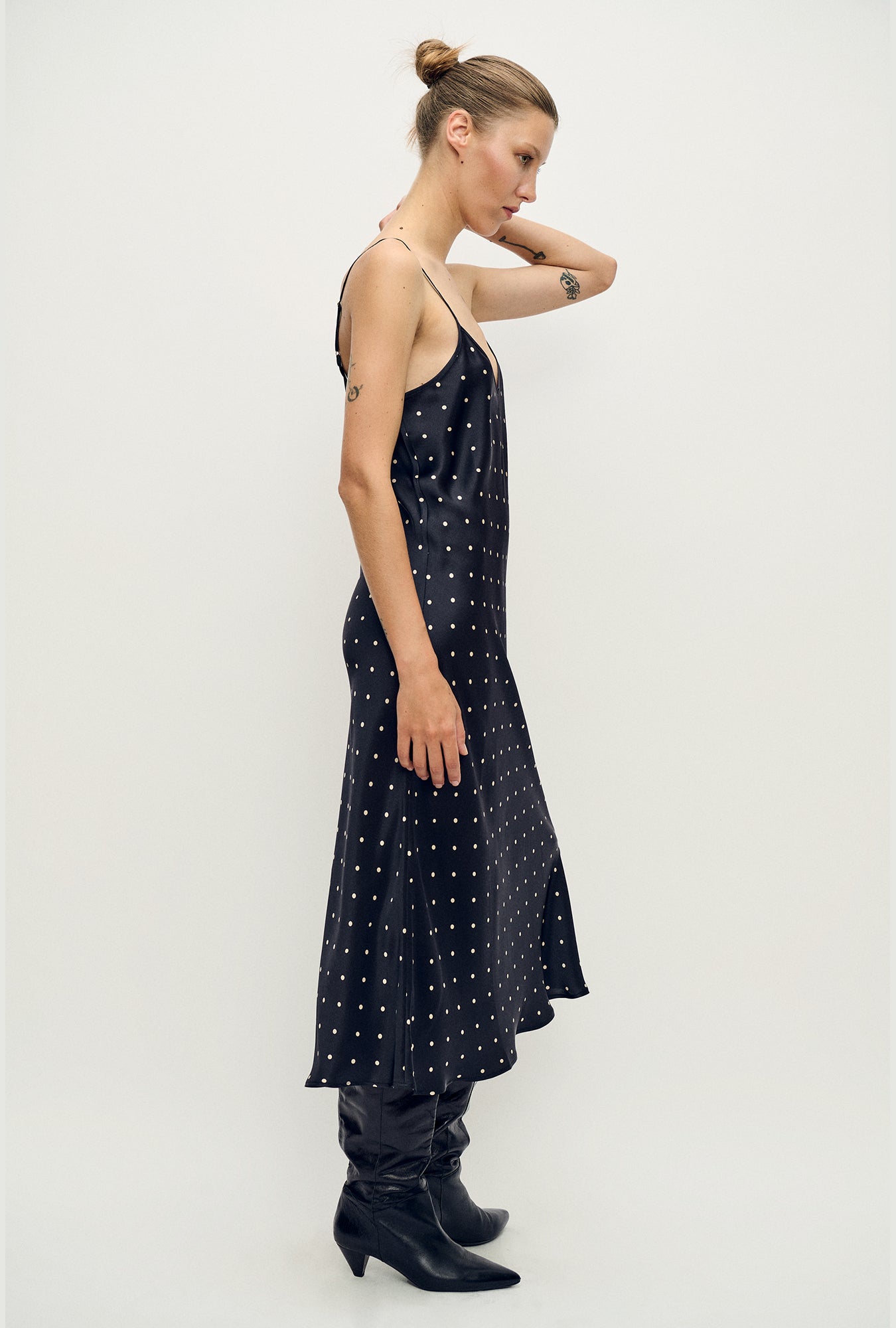 Robe nuisette années 90 à petits pois