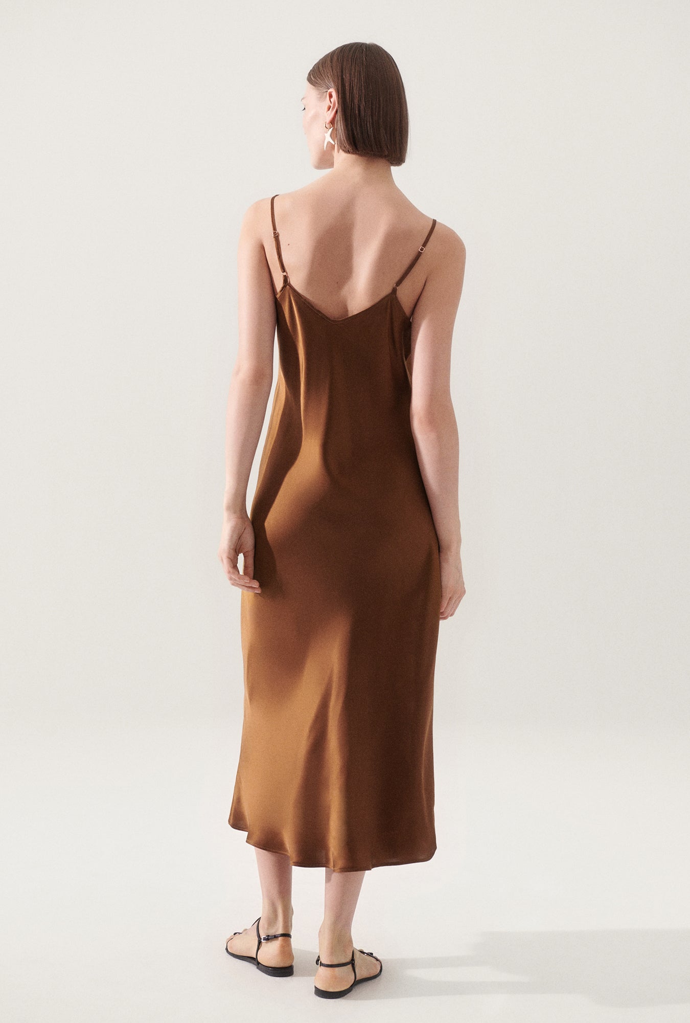 Robe nuisette des années 90, marron Van Dyke