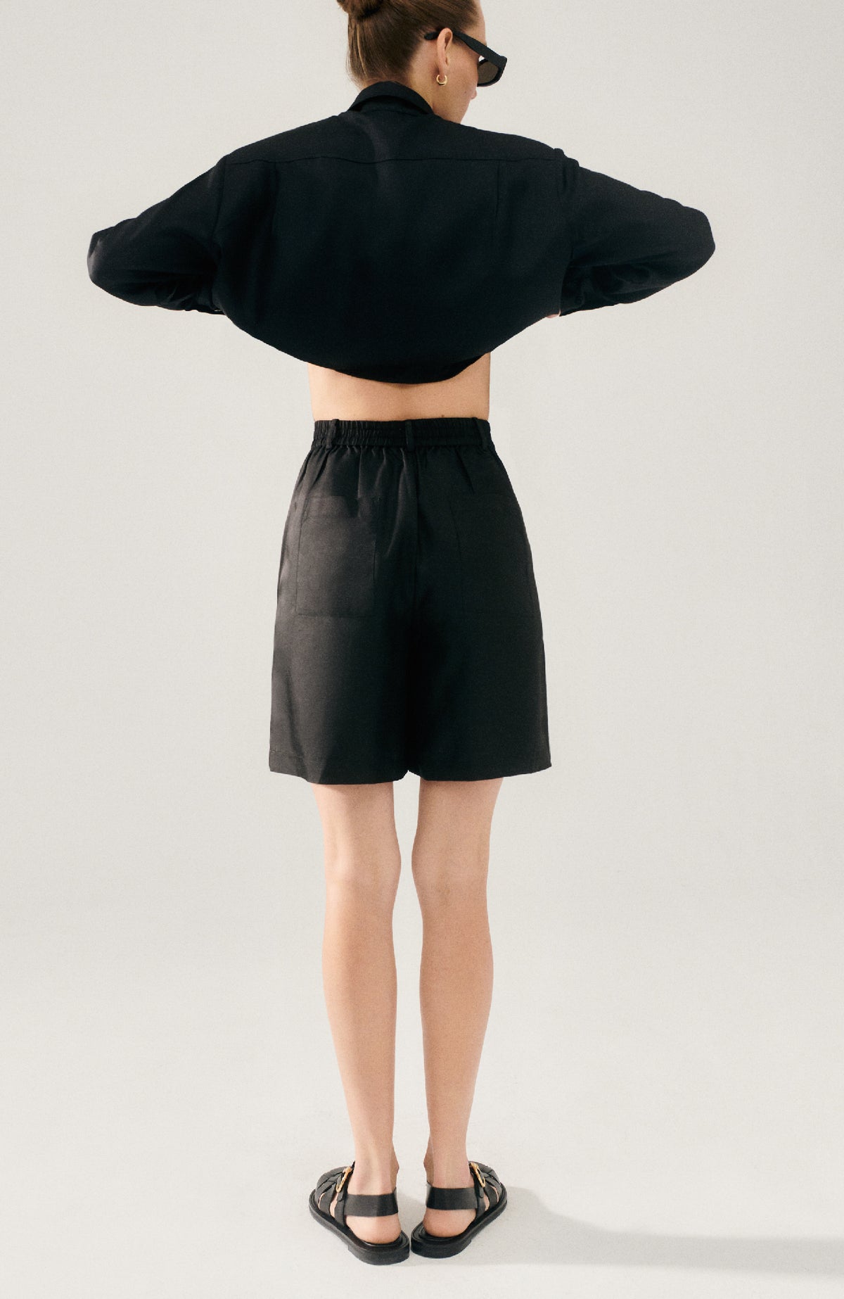 Short en twill noir à double pli