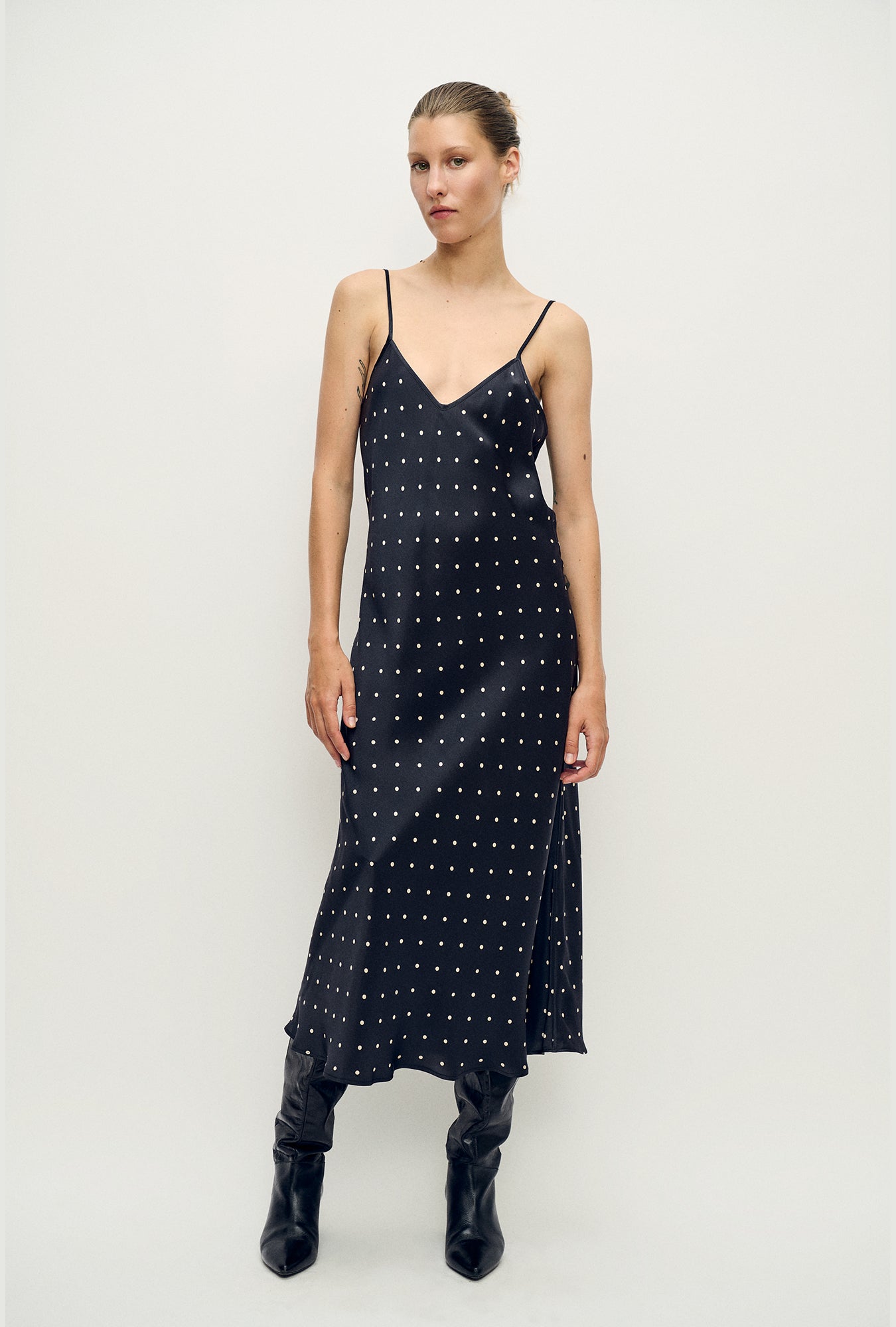 Robe nuisette années 90 à petits pois
