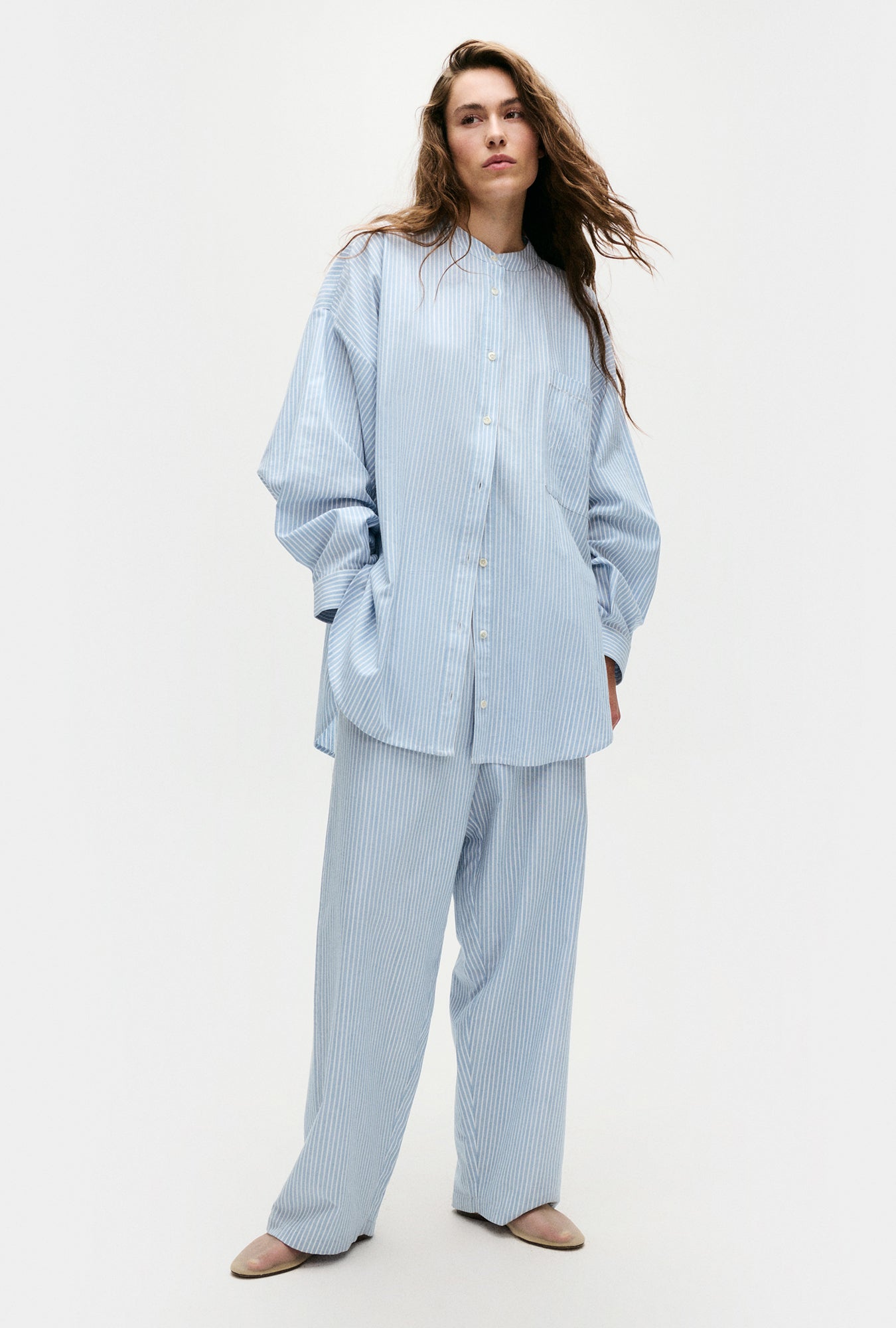 Chemise ronde sans col en coton à rayures orage