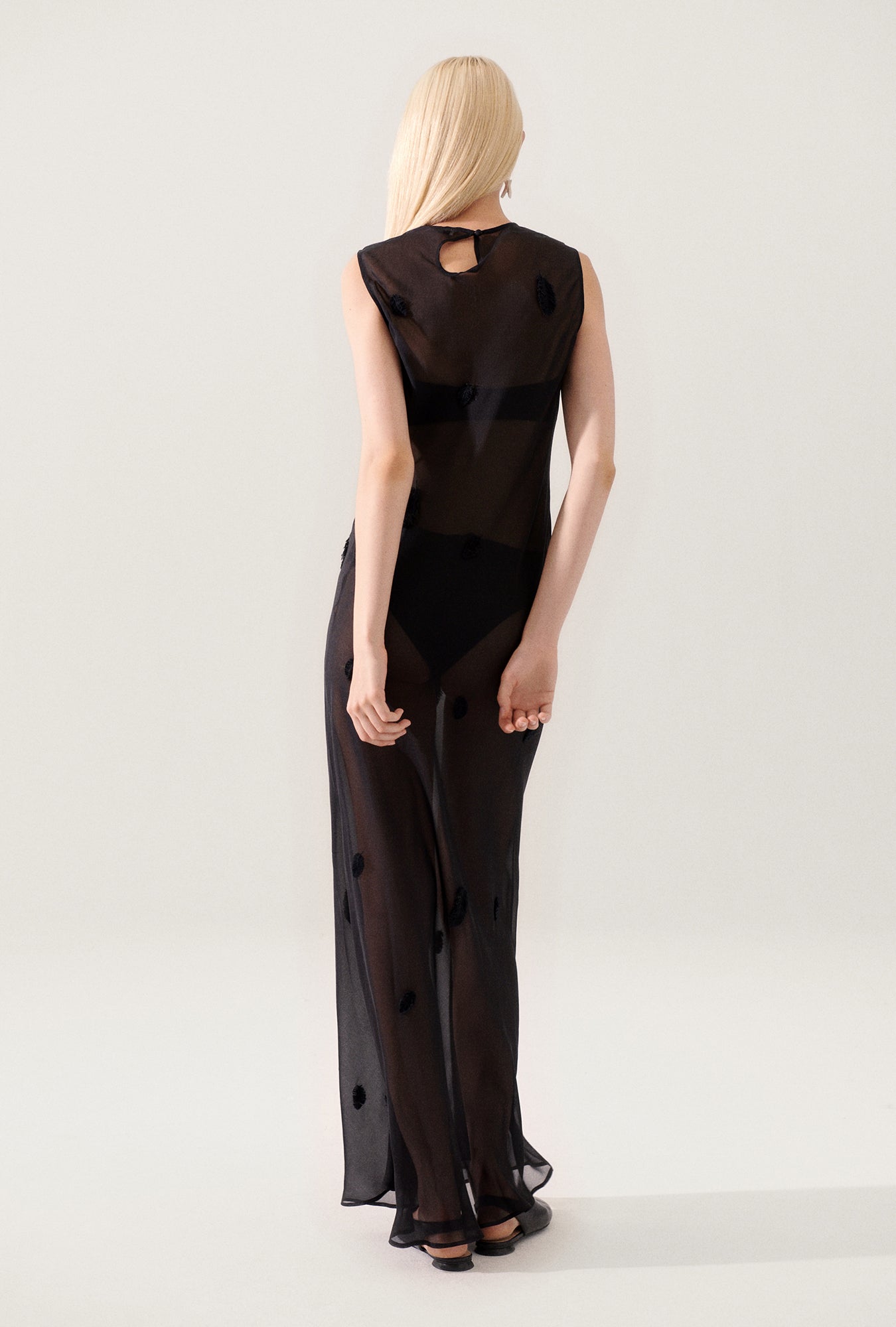 Robe Noire en Plumes