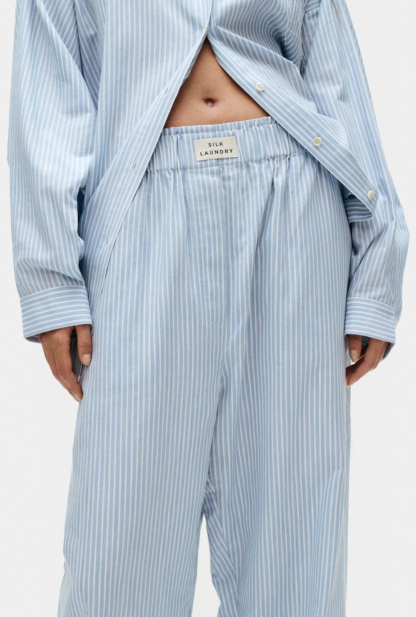 Pantalon en papier de coton rayé orage